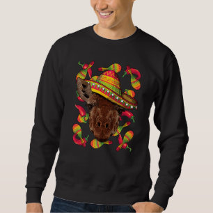 Cinco De Mayo Giraffe Sombrero Mexican Giraffe Fie Sweatshirt