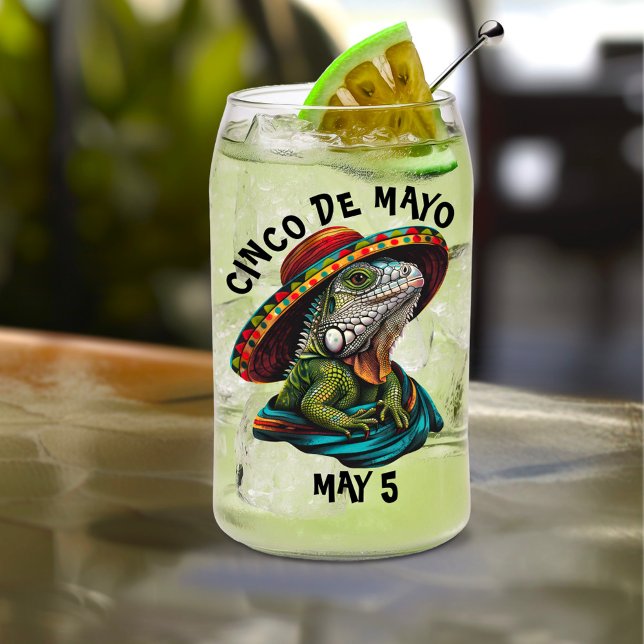 Cinco de Mayo Iguana Wearing Sombrero & Serape Can Glass (Creator Uploaded)