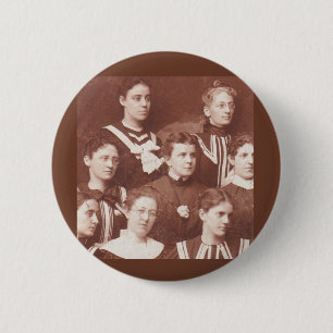 circa 1905 women’s choir 6 cm round badge