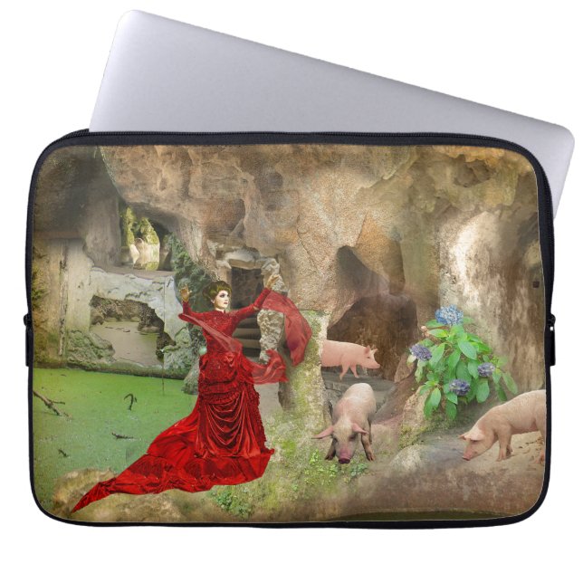 Circe na Quinta da Regaleira Laptop Sleeve (Front)