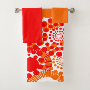 Circles, Circles Everywhere Bath Towel Set