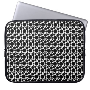 Circles & Dots in 7 Sizes: Repeating Black & White Laptop Sleeve