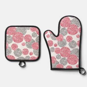 Circles with grey and red leopard skin print Oven Mitt & Pot Holder Set