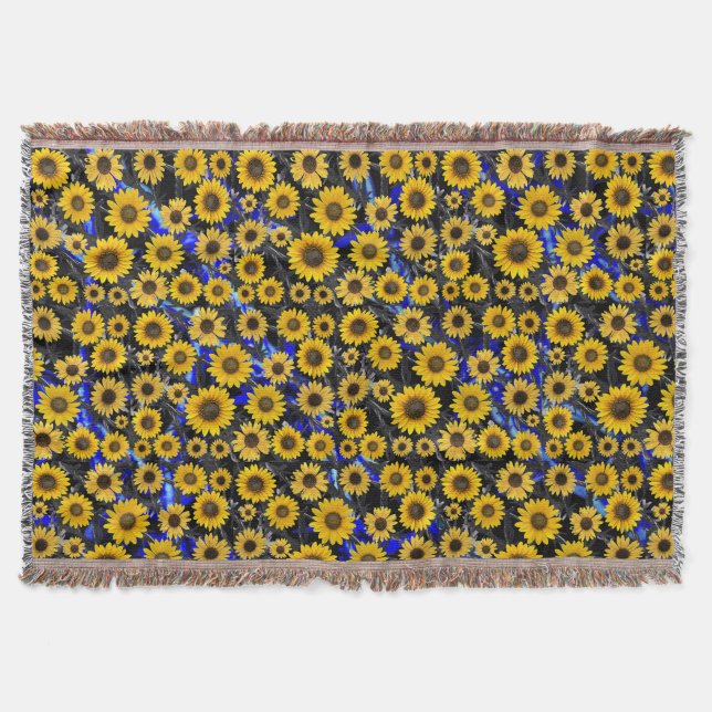 City Daisy  Throw Blanket (Front)