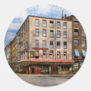 City - New York NY - Fraunce's Tavern 1890 Classic Round Sticker
