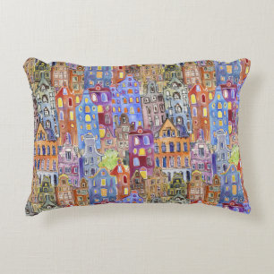 Cityscape houses, seamless urban pattern. decorative cushion