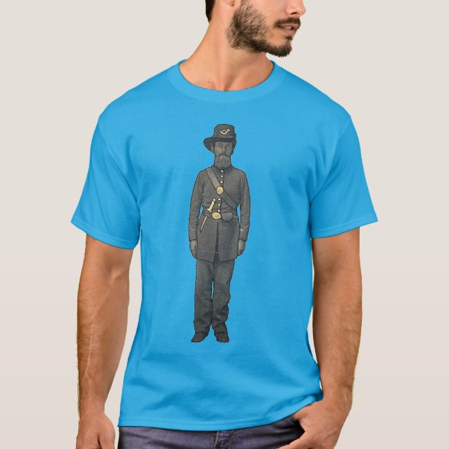 Civil War Union Soldier in Uniform with a Knife T-Shirt (Front)