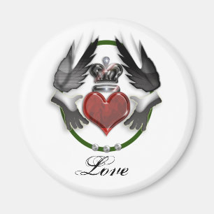 claddagh heart magnet