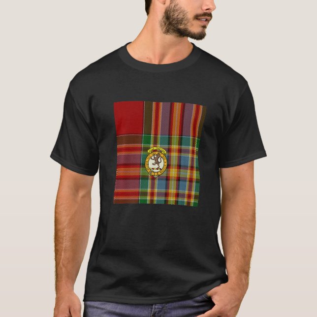 Clan Chattan Scottish Crest and Tartan   T-Shirt (Front)