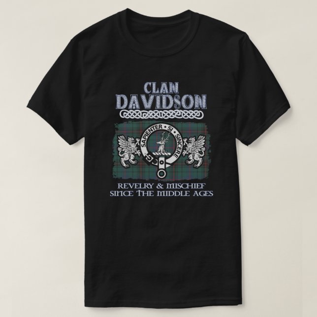 Clan Davidson crest Scottish clans Scottish surnam T-Shirt (Design Front)