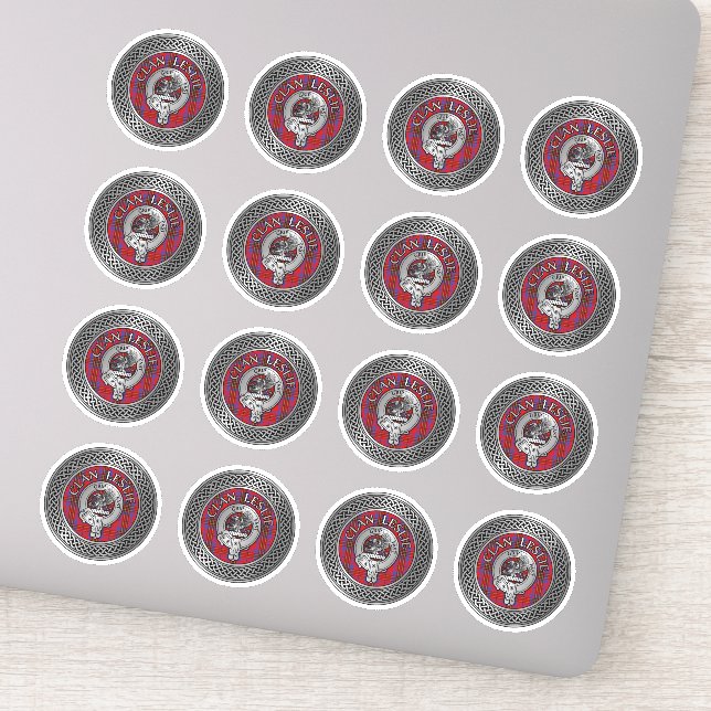 Clan Leslie Crest & Tartan Knot (Detail)