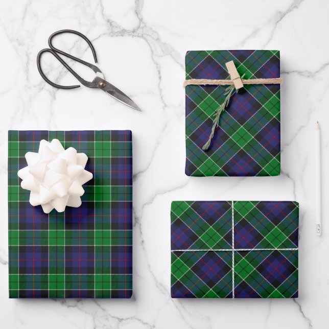 Clan Leslie Hunting Tartan Wrapping Paper Sheet (Front)