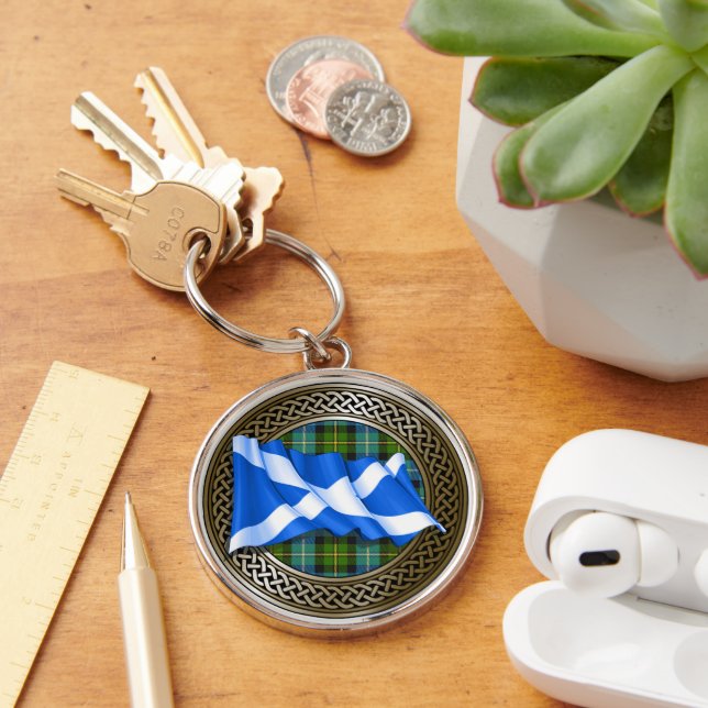 Clan MacNeil Tartan Knot & Flag Key Ring (Desk)