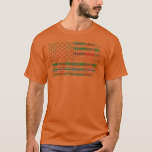 Clan Strange Scottish tartan US flag kilt Scotland T-Shirt