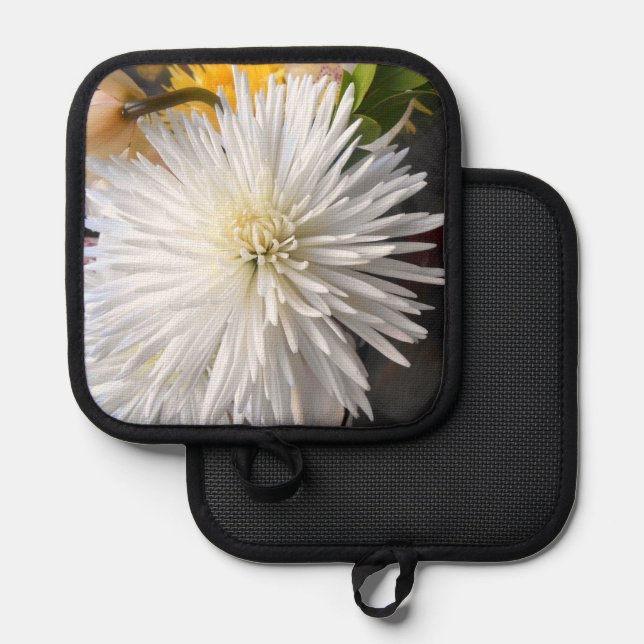 Claricia Pot Holder (Front/Back)