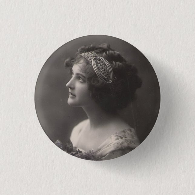 Clasp plates vintage lady 3 cm round badge (Front)