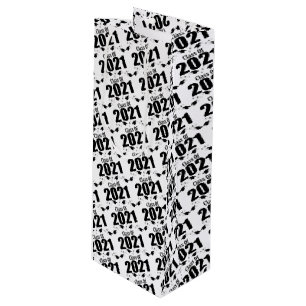Class Of 2021 Graduation Gift Bag (Black Caps)