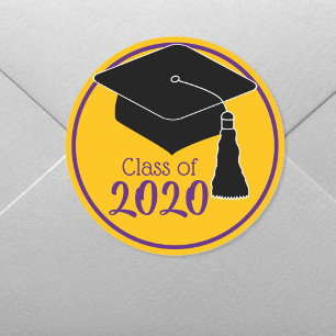 Class of 2024 Purple and Gold Grad Cap Classic Round Sticker