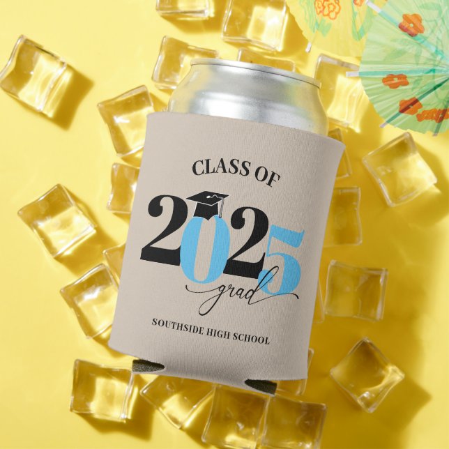 Class of 2025 Graduate Modern Light Blue Can Cooler (In Situ Summer)