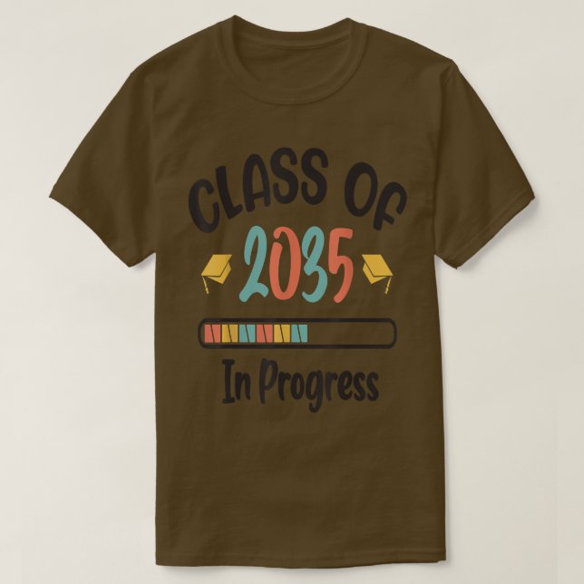 Class of 2035 Grow With Me First Day of School Gra T-Shirt (Design Front)