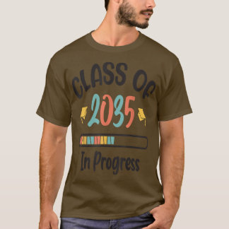 Class of 2035 Grow With Me First Day of School Gra T-Shirt