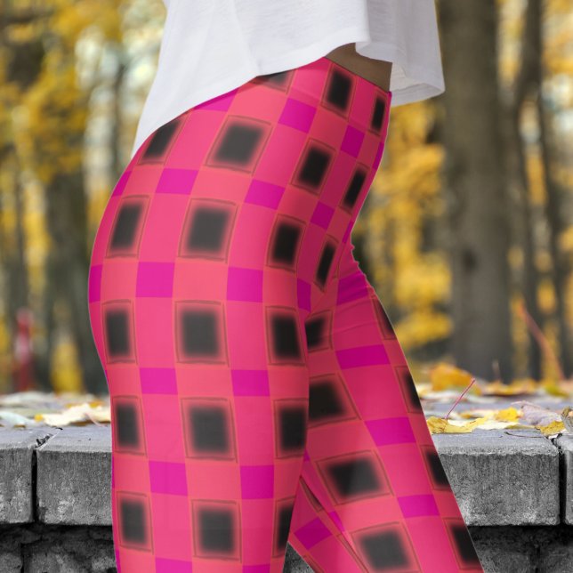 Classic Black and Hot Pink Check Pattern Leggings (Classic Black and Hot Pink Check Pattern Leggings)