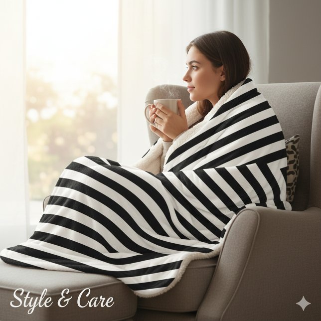 Classic Black and White Striped Sherpa Blanket (Classic Black and White Striped Sherpa Blanket)
