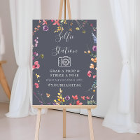 Classic Blue Wild Floral Selfie Station 