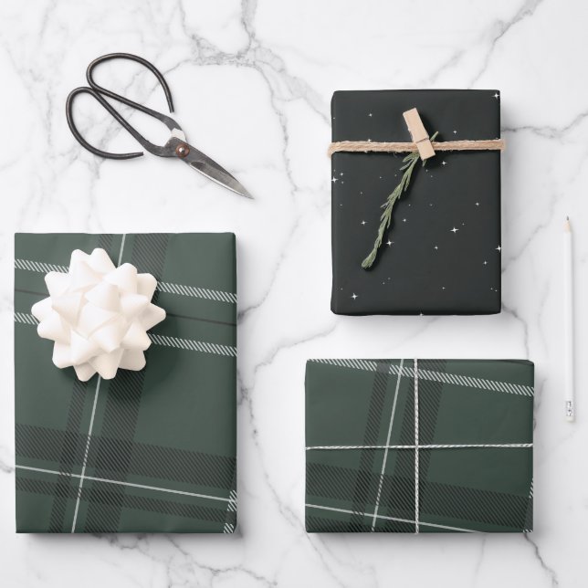 Classic bold holiday plaid and stars hunter green wrapping paper sheet (Front)