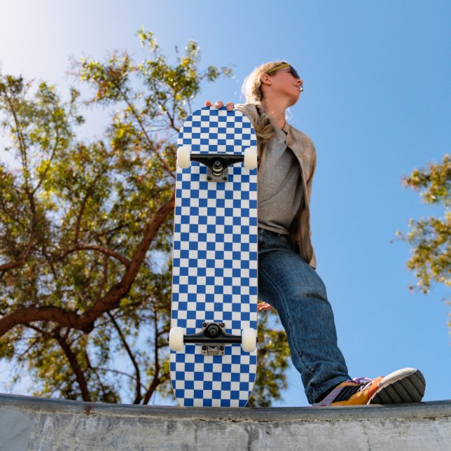 Classic cobalt blue chequerboard skateboard (Outdoor 1)