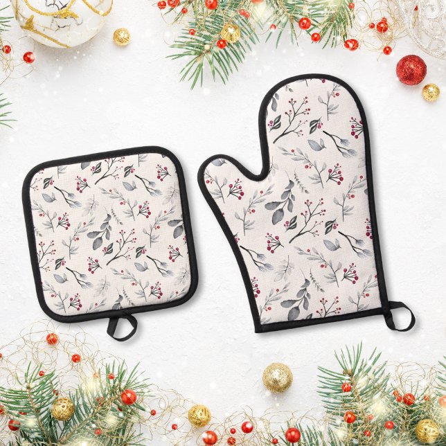 Classic Elegant Christmas Leaves and Berries Oven Mitt & Pot Holder Set (Classic Elegant Christmas Leaves and Berries Oven Mitt & Pot Holder Set)