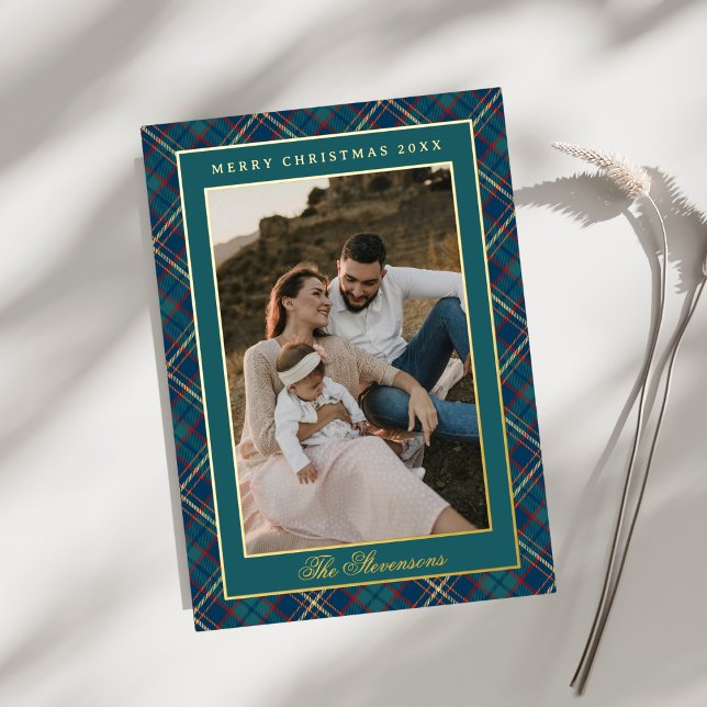 Classic Green Plaid Vintage Wreath Photo Christmas (Creator Uploaded)