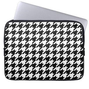 Classic houndstooth pattern Dogstooth check design Laptop Sleeve