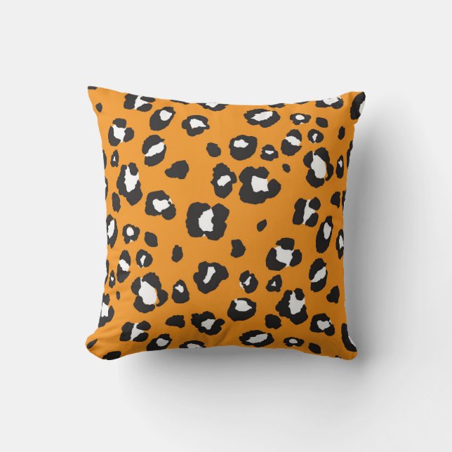 Classic Leopard Print Pattern Cushion (Front)
