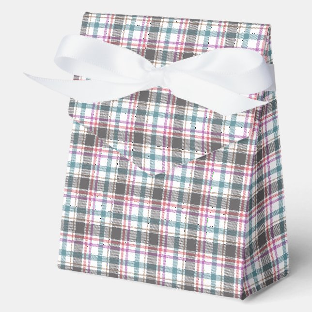 Classic Plaid Pattern Favour Box (Front)