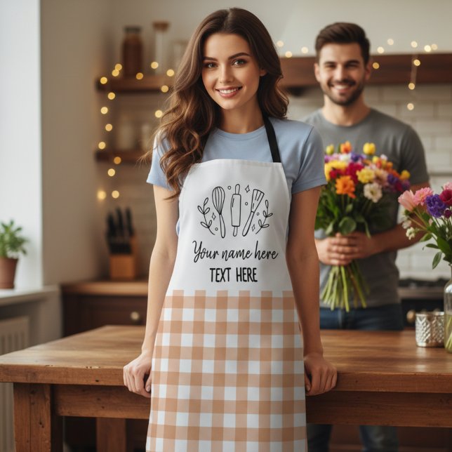 Classic Plaid Personalised Matching Family Aprons (Classic Plaid Personalized Matching Family Kitchen Aprons)