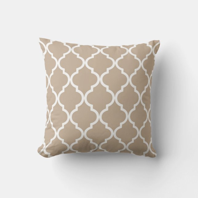 Classic Quatrefoil Pattern in Tan and White Cushion (Front)