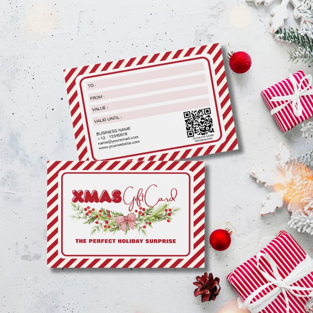 Classic Red White Floral Berries Xmas Gift Card (Creator Uploaded)