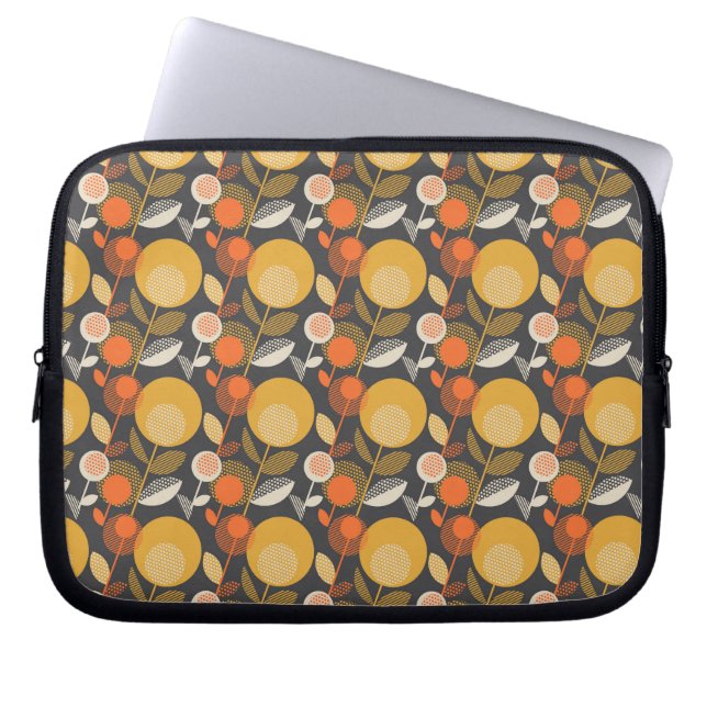 Classic Retro Floral Pattern Laptop Sleeve (Front)
