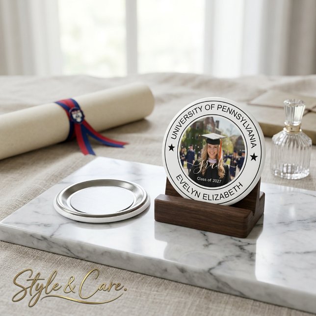 Classic Round Graduate Modern Script Magnet (Classic Round Graduate Modern Script Magnet)