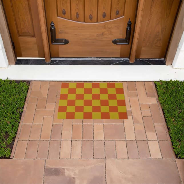 Classic Rust and Gold Chequerboard Pattern Doormat (Outdoor)