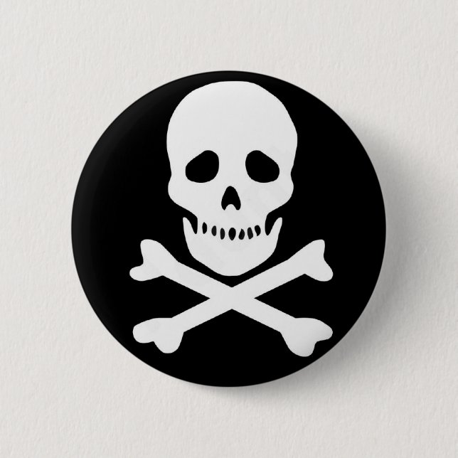 classic skull and crossbones 6 cm round badge (Front)