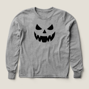Classic, spooky pumpkin face