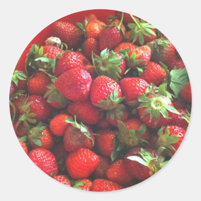 Classic Strawberries Round Sticker (Front)