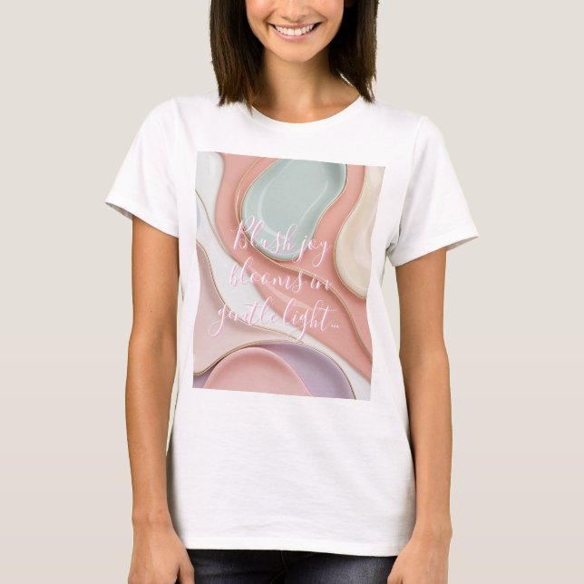 Classic t-shirt in stylish abstract graphic (Front)