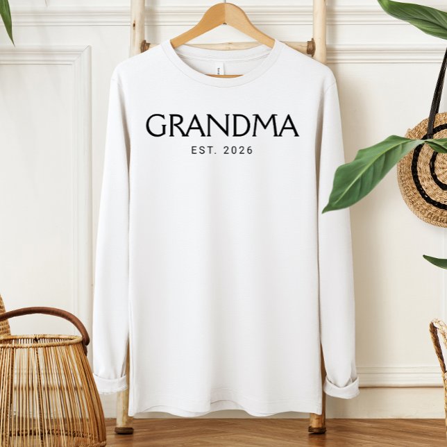 Classic Typography Grandma Established Year T-Shirt (Creator Uploaded)