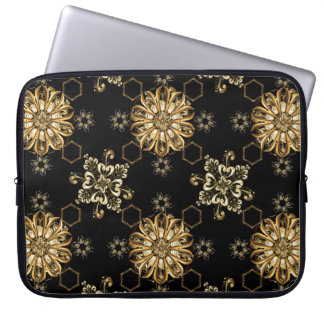 Classic Vintage: Golden Oriental Seamless. Laptop Sleeve