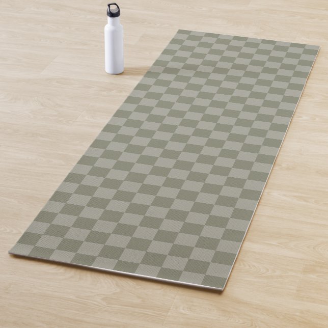 Classic visual magenta chequerboard  yoga mat (In Situ)