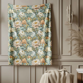 Classic William Morris Cosy Elegance pastel colour Fleece Blanket