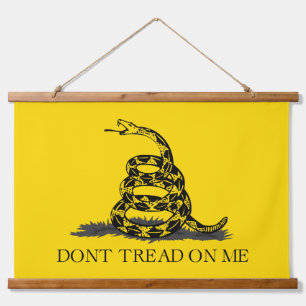 Classic Yellow Gadsden Flag Don't Tread on Me Hanging Tapestry